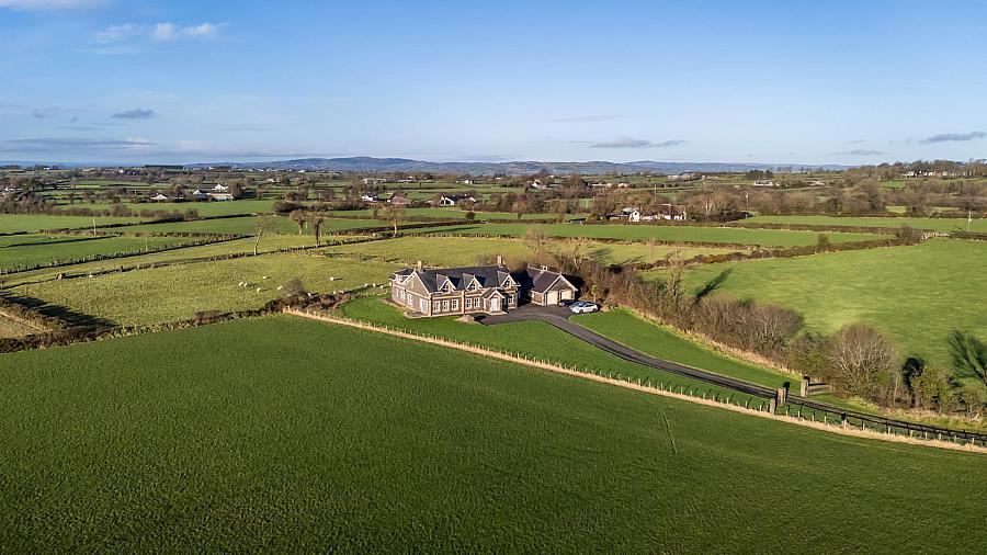 8 Grange Road, Nutts Corner, Crumlin, BT29 4TE