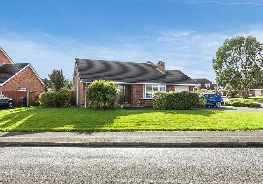 42 Brackenridge, Carrickfergus, BT38 8FW