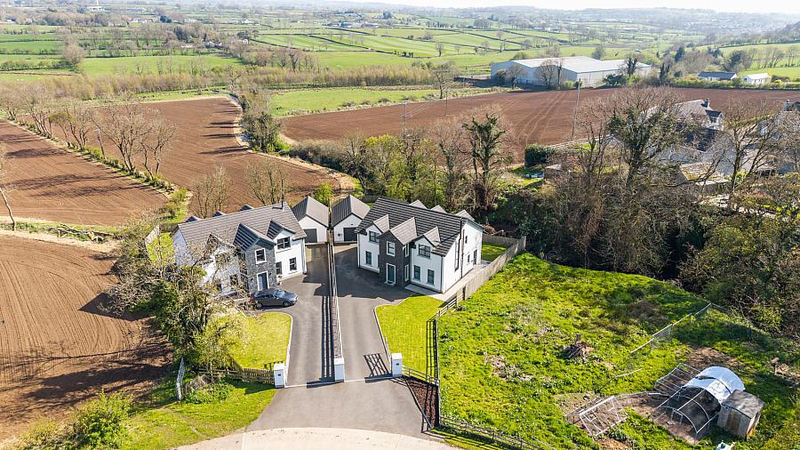 2 Castle Grove, Ballycorr Road, Ballyclare, BT39 9AD