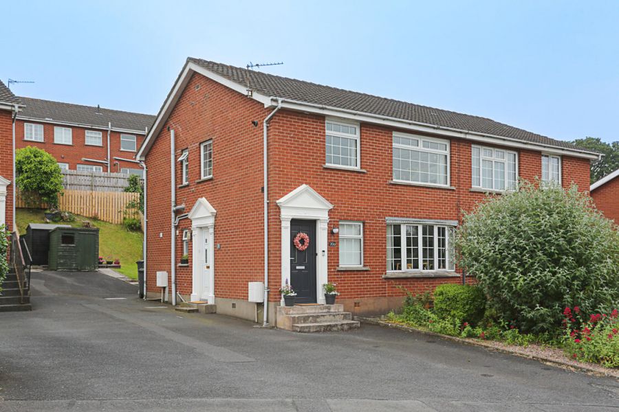 20A Strathearn Court, Holywood, BT18 9NR