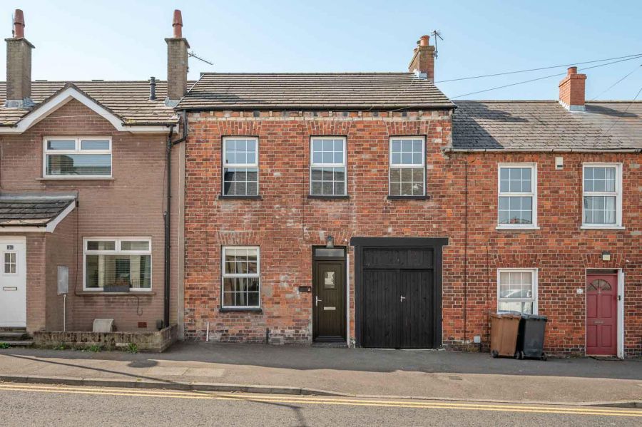 29 Downshire Road, Holywood, BT18 9LX