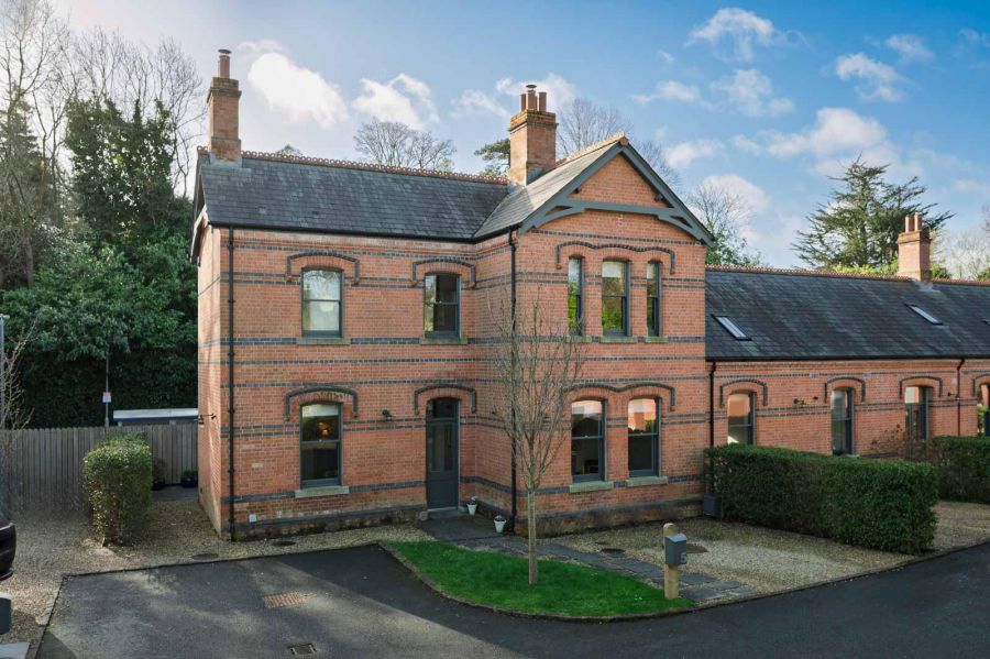 The Station Masters House 5 Cultra Station Road, Cultra, BT18 0AU