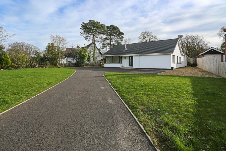 12 Fort Road, Helens Bay, Bangor, BT19 1LA