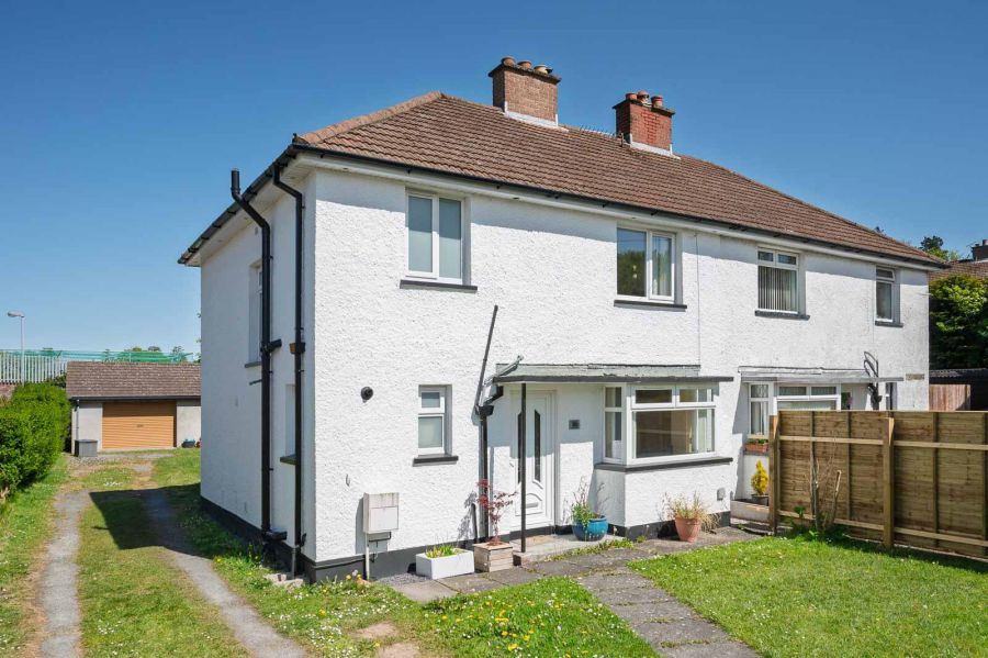 16 Wood End, Holywood, BT18 9PN
