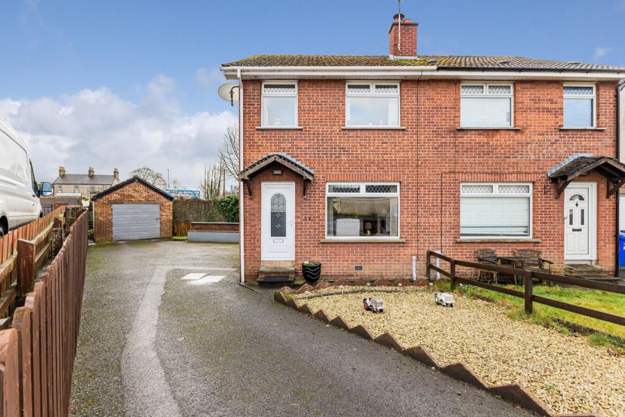 28 Oakdale, Ballygowan, Newtownards, BT23 5TT