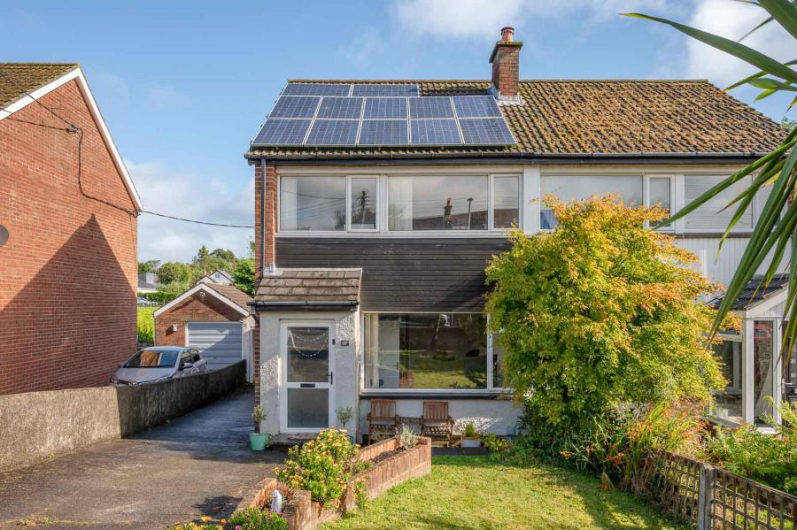 17 Innisfayle Drive, Carnalea, Bangor, BT19 1DN