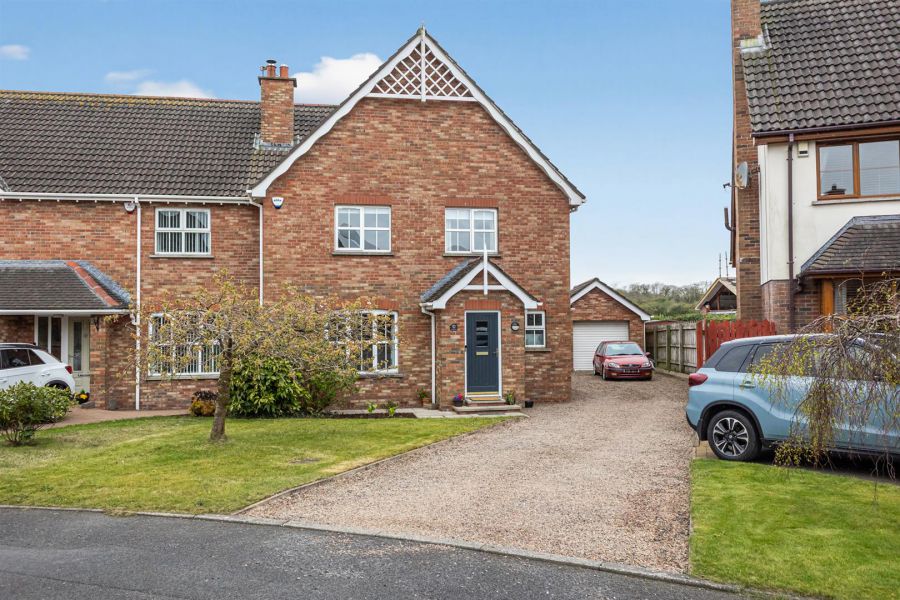 6 Dunkeld Chase, Bangor, BT19 6RL