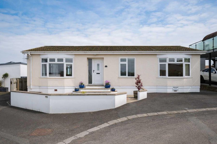 12A Andrews Shorefield, Groomsport, Bangor, BT19 6LJ