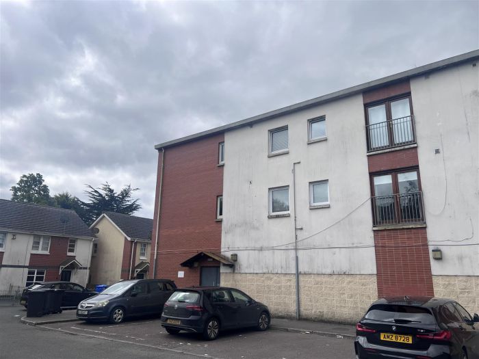 Apt 3, 2 Weavershill Court, Belfast, BT14 8PW
