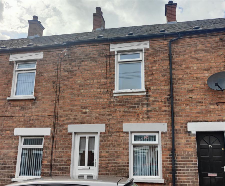 37 Ainsworth Drive, Shankill, Belfast, BT13 3EJ