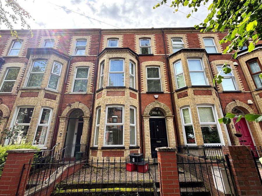 8 Rosemount Gardens, Cavehill, Belfast, BT15 5AG