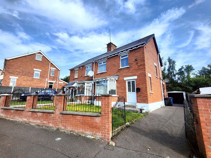 44 Lowwood Park, Shore Road, Belfast, BT15 4BD