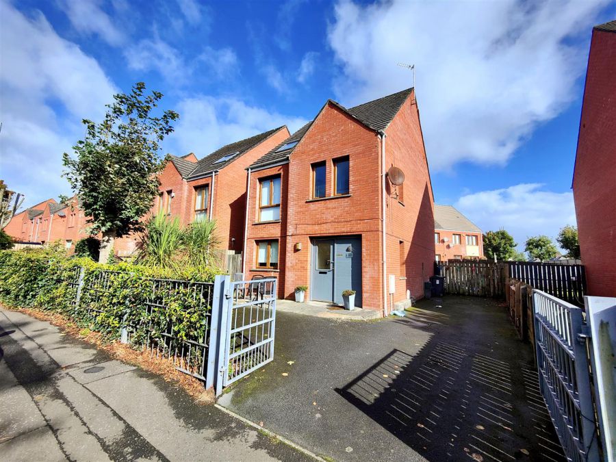 205 Alexandra Park Avenue, North Belfast, BT15 3GB