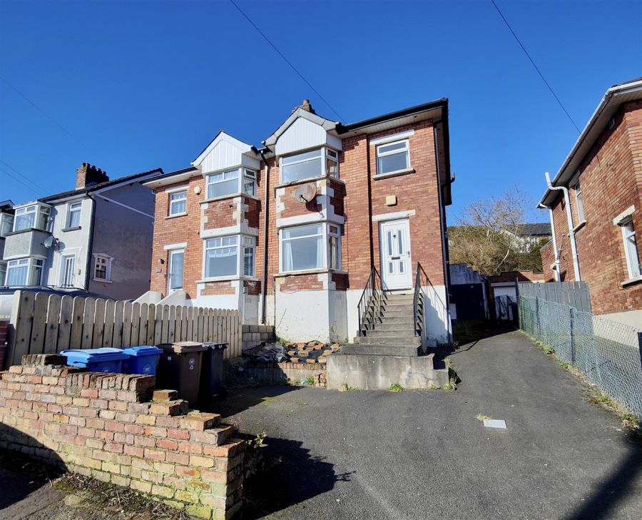 74 Carrs Glen Park, Ballysillan, Belfast, BT14 8HF