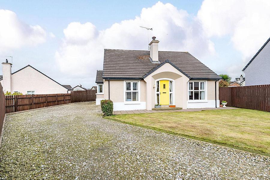 11 Magheraboy Walk, Portrush, BT56 8FZ