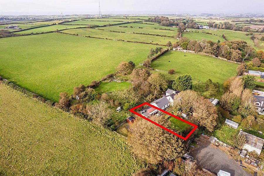 Cottage & Land At 10 Maddy Benny Park, Coleraine, BT52 2PT