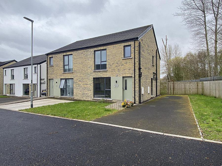 29 Lakeside Gardens, Coleraine, BT52 2FQ
