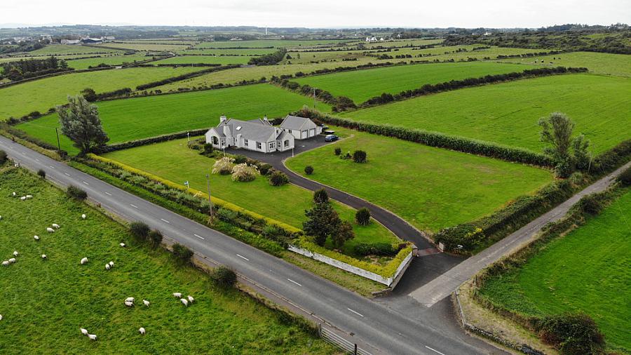 50 Dunluce Road, Bushmills, BT57 8SH