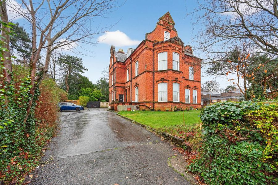 3B 6 Randal Park, Lisburn Road Area, Belfast, BT9 6JJ