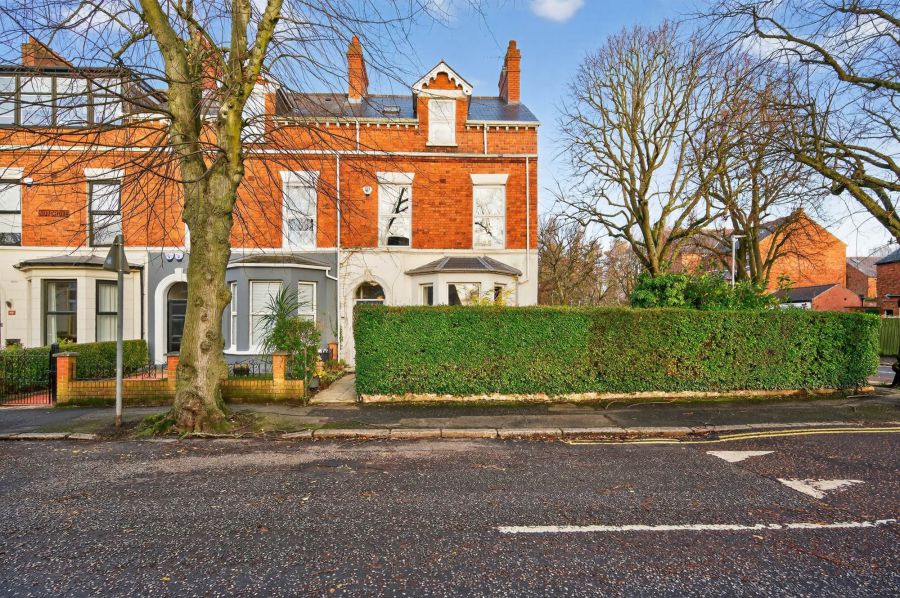 54 North Parade, Ormeau, Belfast, BT7 2GG