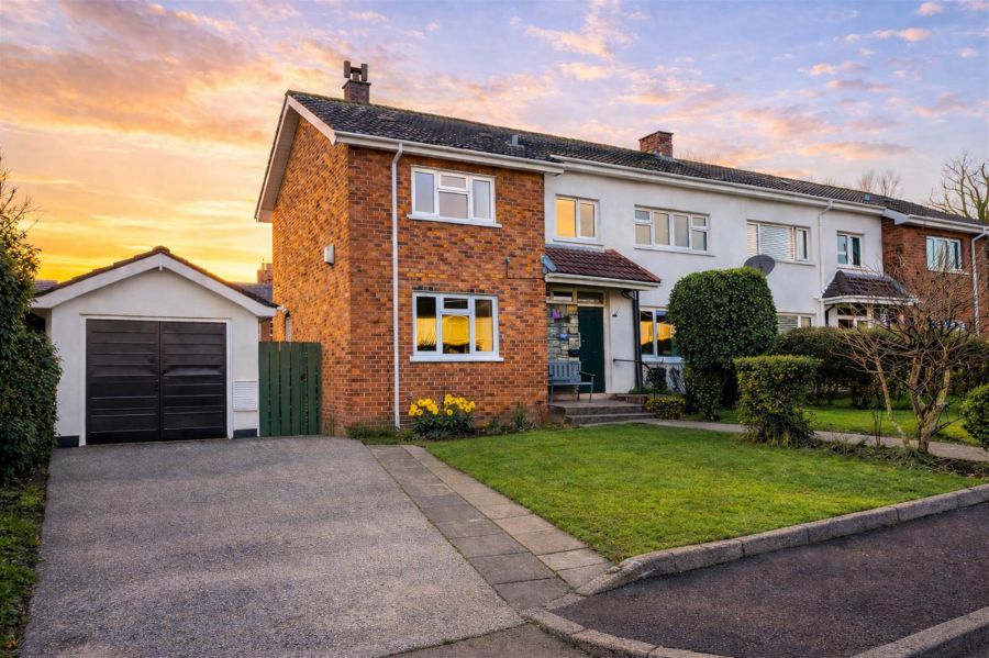 10 Fortwilliam Gardens, Fortwilliam, Belfast, BT15 4BS