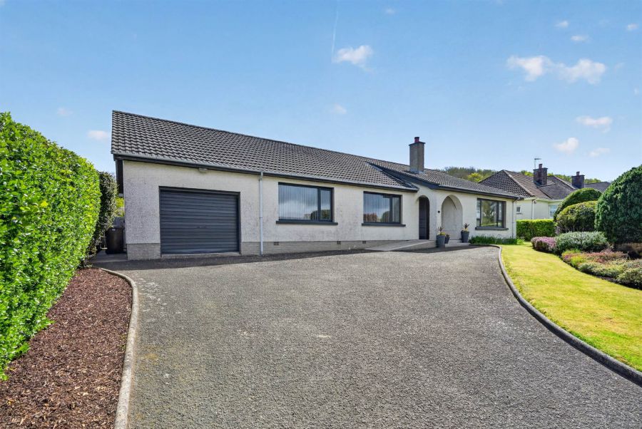 19 Wheatfield Heights, Ballygally, Larne, BT40 2RT