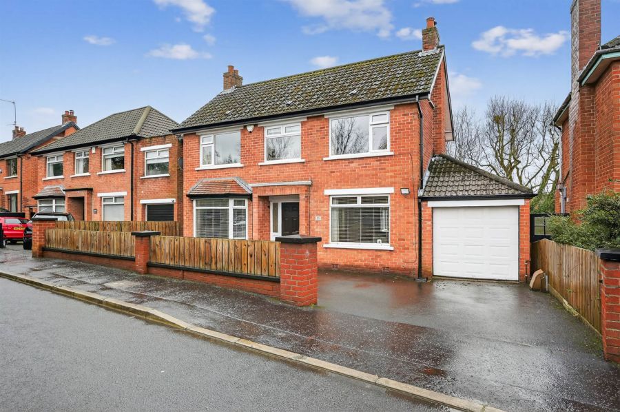 11 Fairway Gardens, Upper Malone Road, Belfast, BT9 5NP