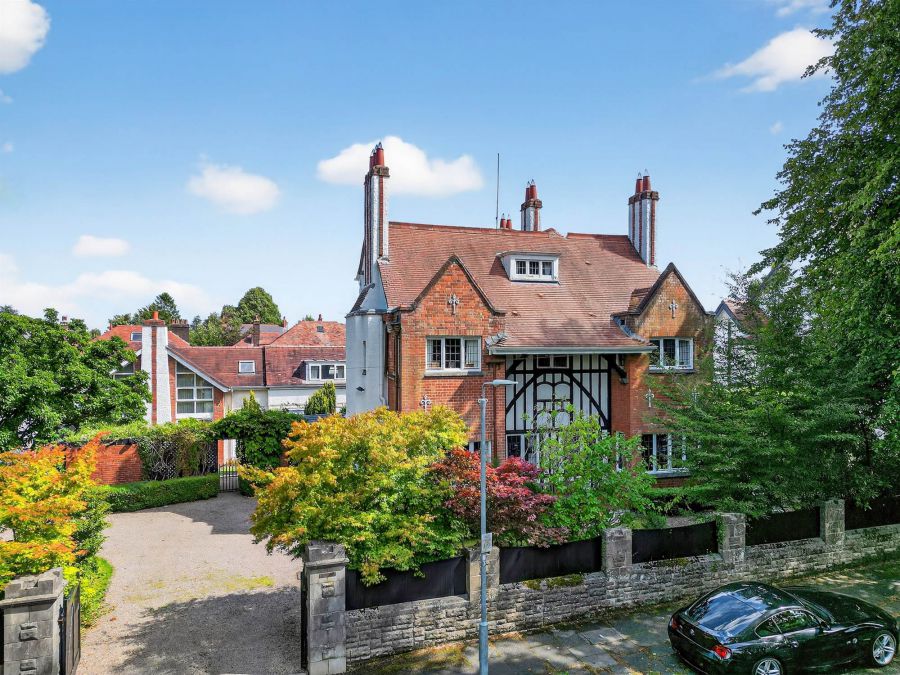 46 & 46A Myrtlefield Park, Malone, Belfast, BT9 6NF