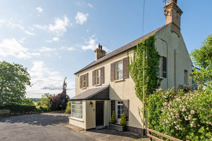 25 Hillhead Road, Ballyrussell, Dundonald, BT16 1XD