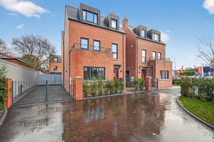 1A Ormiston Drive, Ballyhackamore, Belfast, BT4 3JS