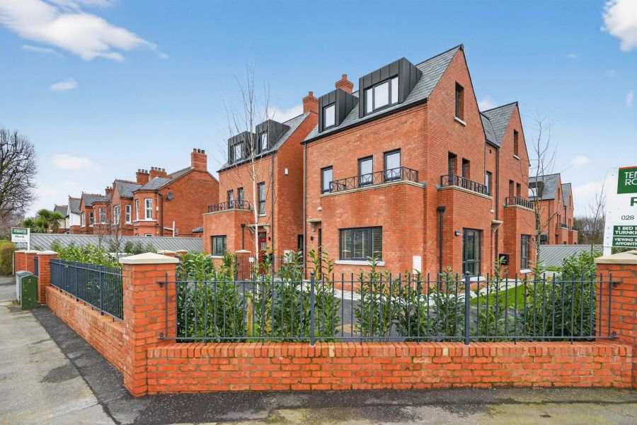 1 Ormiston Drive, Ballyhackamore, Belfast, BT4 3JS