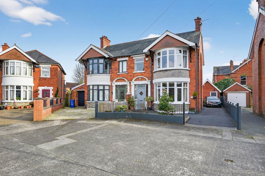 5 Earlswood Park, Ballyhackamore, Belfast, BT4 3ED