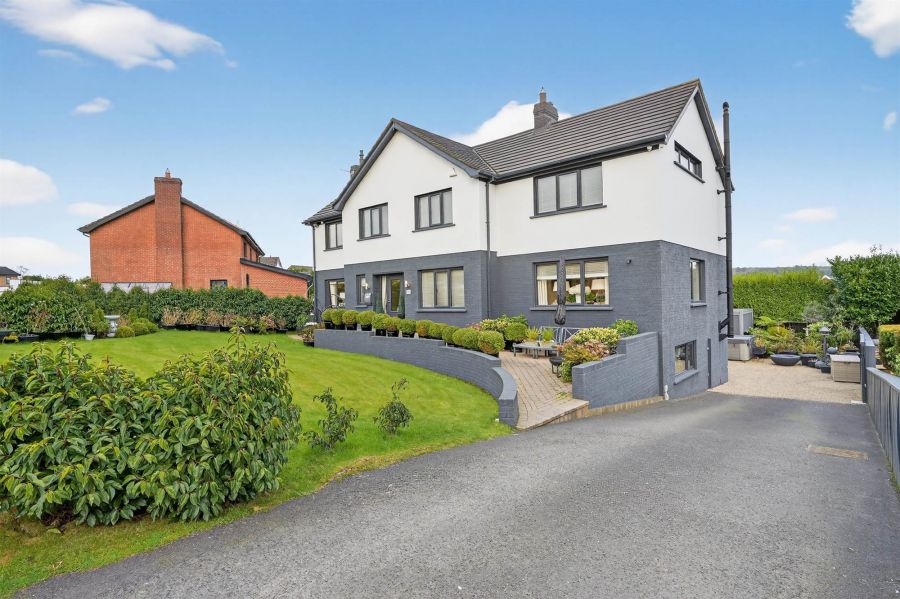 12 Crawfordsburn Park, Newtownards, BT23 4NZ