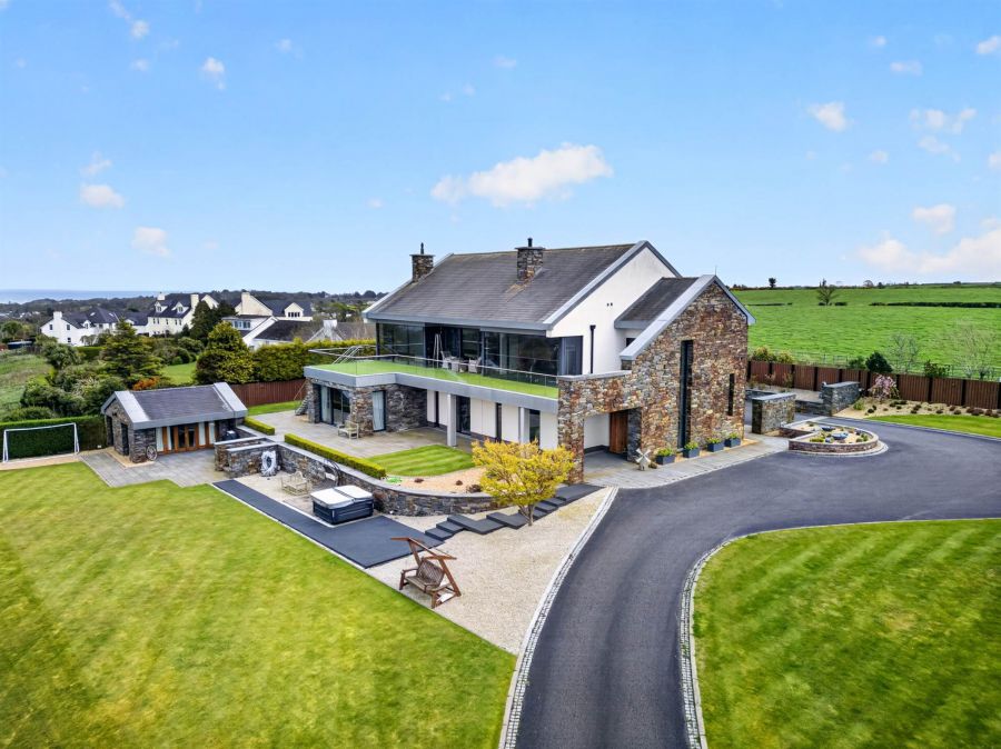 Craigmore, 30 Ballygrainey Road, Holywood, BT18 0HE