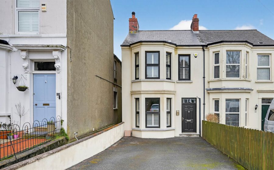 14 Church Avenue, Holywood, BT18 9BJ