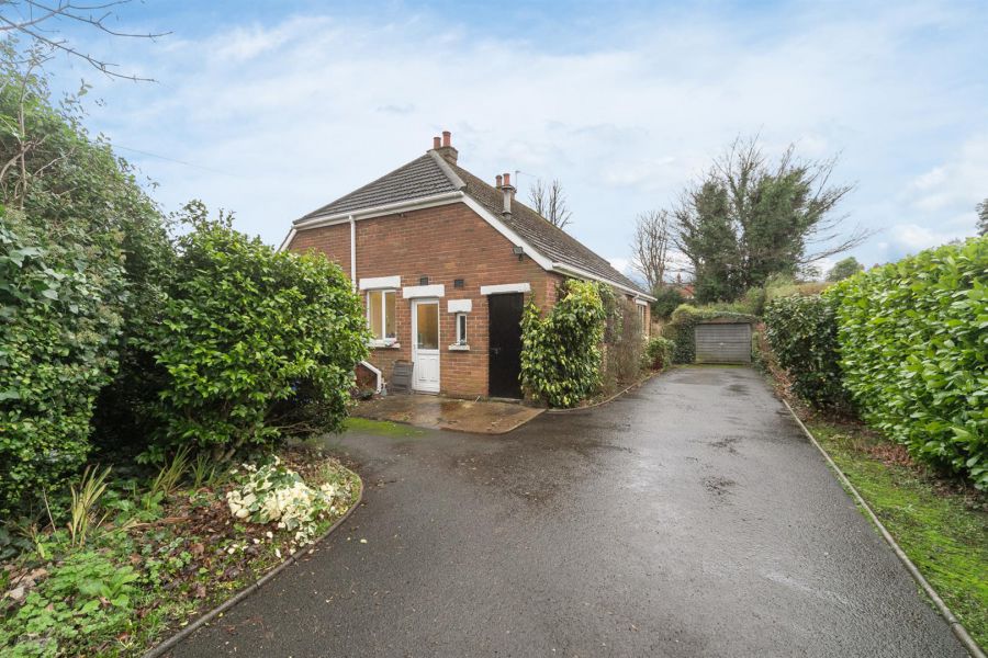 Beech Cottage, 9A Belmont Park, Belmont Road, Belfast, BT4 3DU