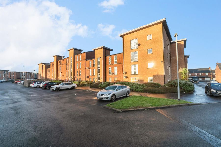 Apt 1, 12 Lewis Mews, Sydenham, Belfast, BT4 1FY