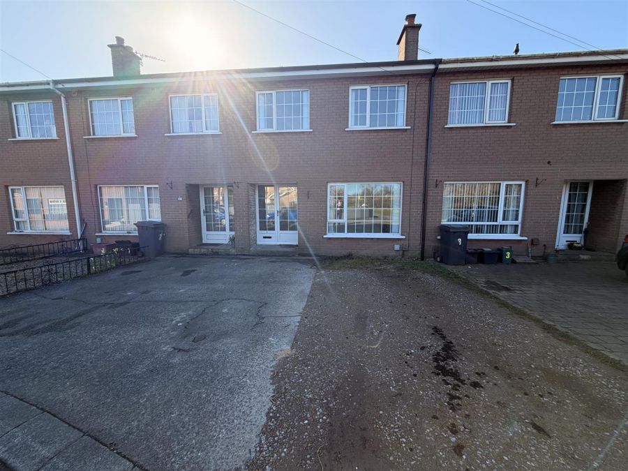 5 Larkfield Manor, Sydenham, Belfast, BT4 1QN