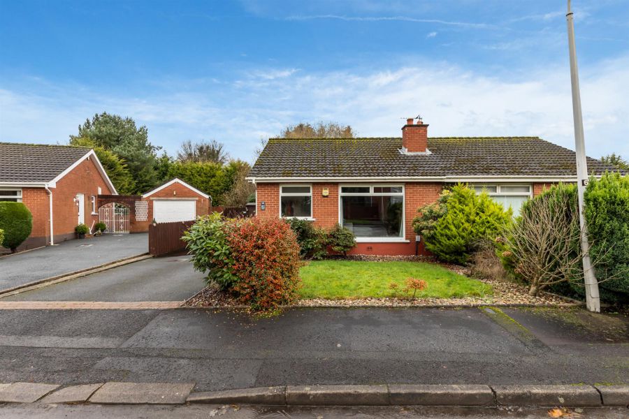 41 Hanwood Park, Dundonald, Dundonald Belfast, BT16 1XW