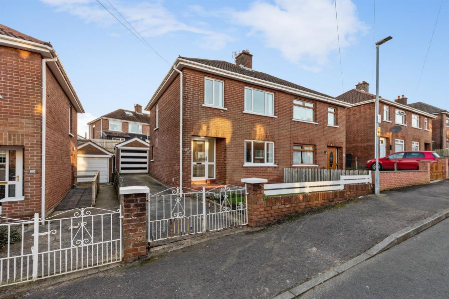 57 North Gardens, Orangefield, Belfast, BT5 6BZ