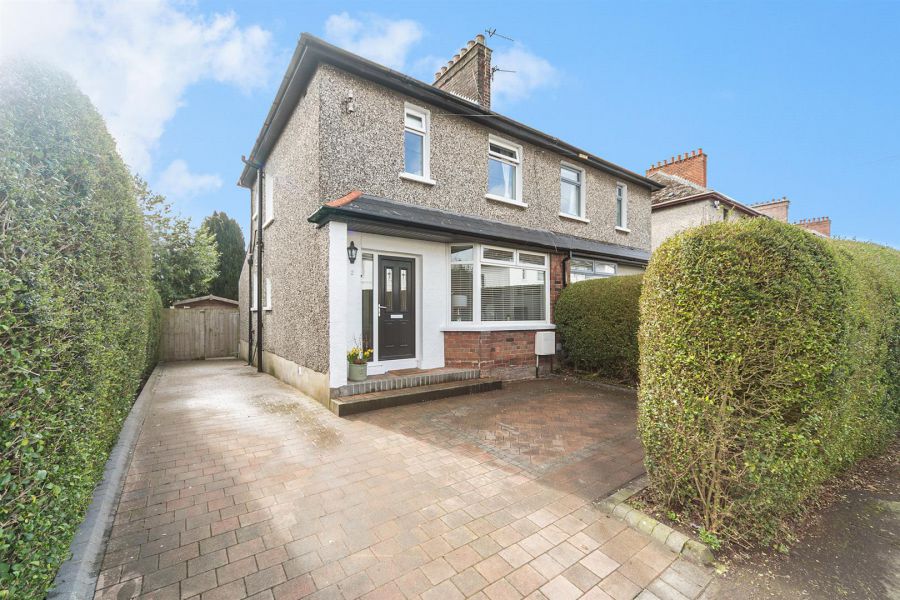 2 Summerhill Park, Stormont, Belfast, BT5 7HE