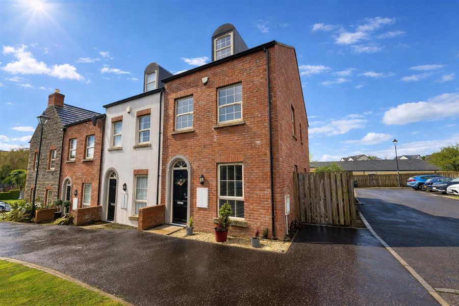 4 Gransha Wood Old Dundonald Road, Dundonald, Belfast, BT16 2FG