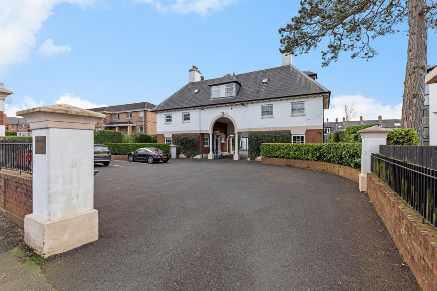 Apt 7 Ashbourne Court 225-227 Belmont Road, Belmont, Belfast, BT4 2AH