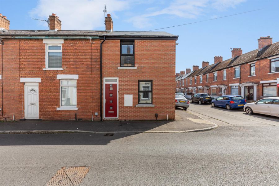 31A Lisavon Street, Sydenham, Belfast, BT4 1LG