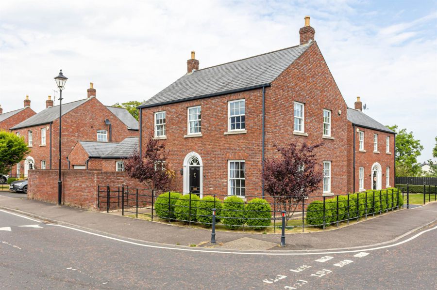 7 Breton Hall, Lisburn City, BT28 3XY