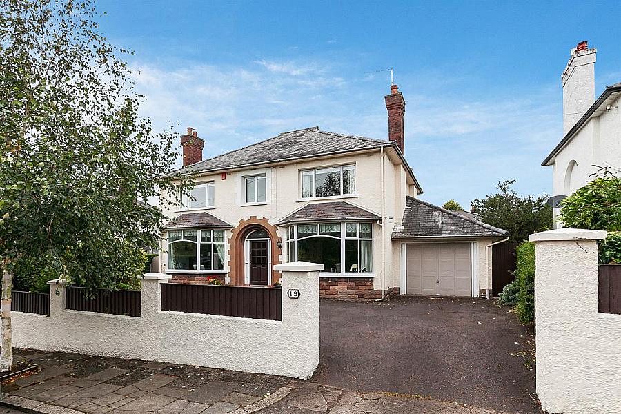 19 Shrewsbury Gardens, Malone, Belfast, BT9 6PJ