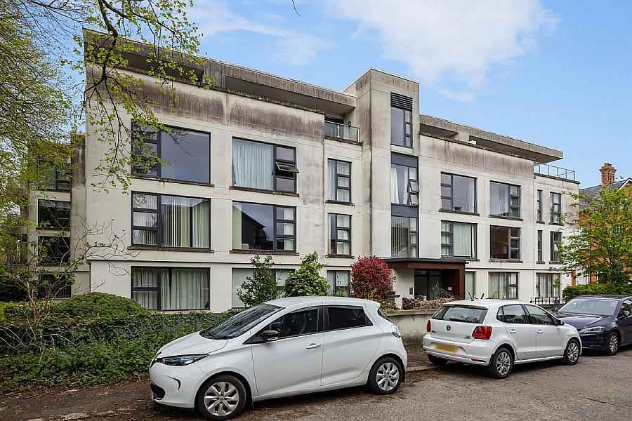 Apartment 23 Stratfield House, 6-8 Wellington Park Terrace, Belfast, BT9 6DR