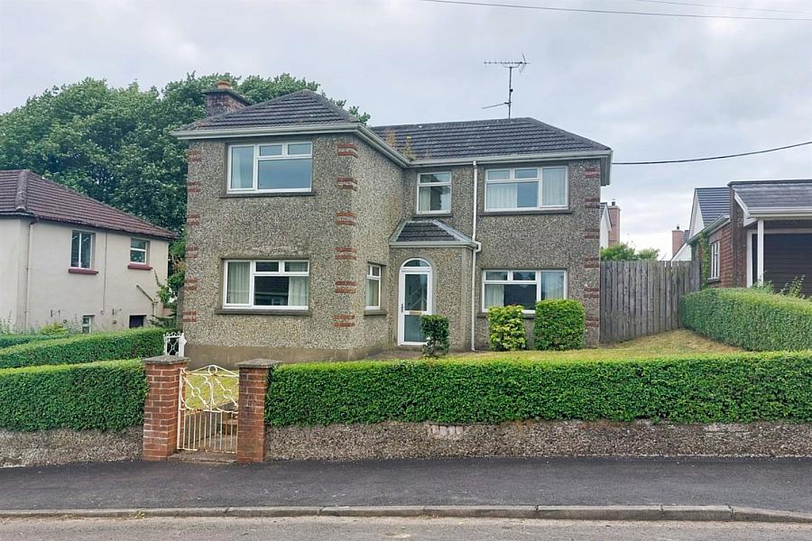 8 Woodvale Avenue, Omagh Area, BT79 0AU