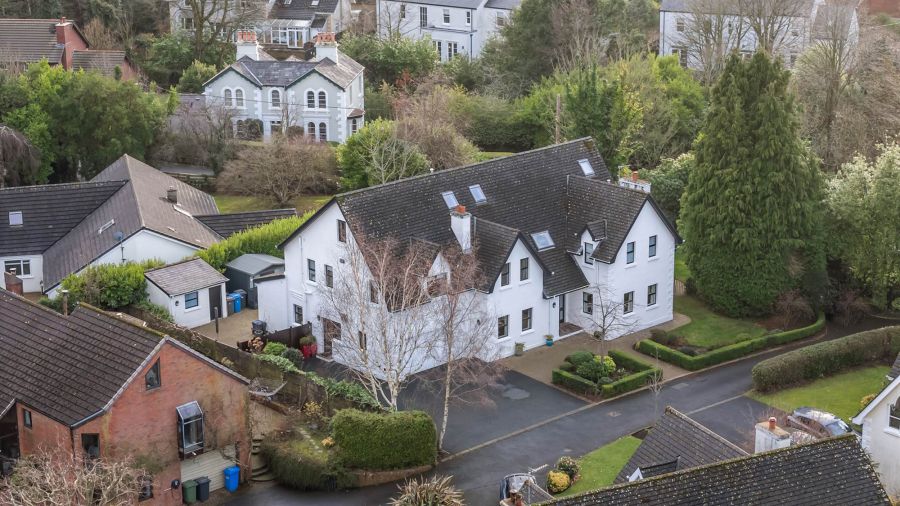 28A Victoria Road, Holywood, BT18 9BG