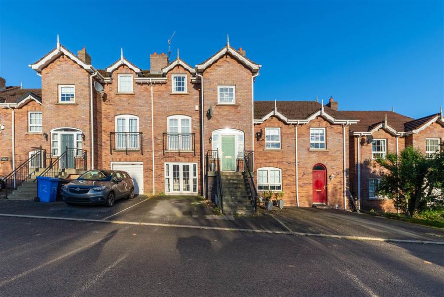 10 Mount Eagles Square, Dunmurry, BT17 0GZ